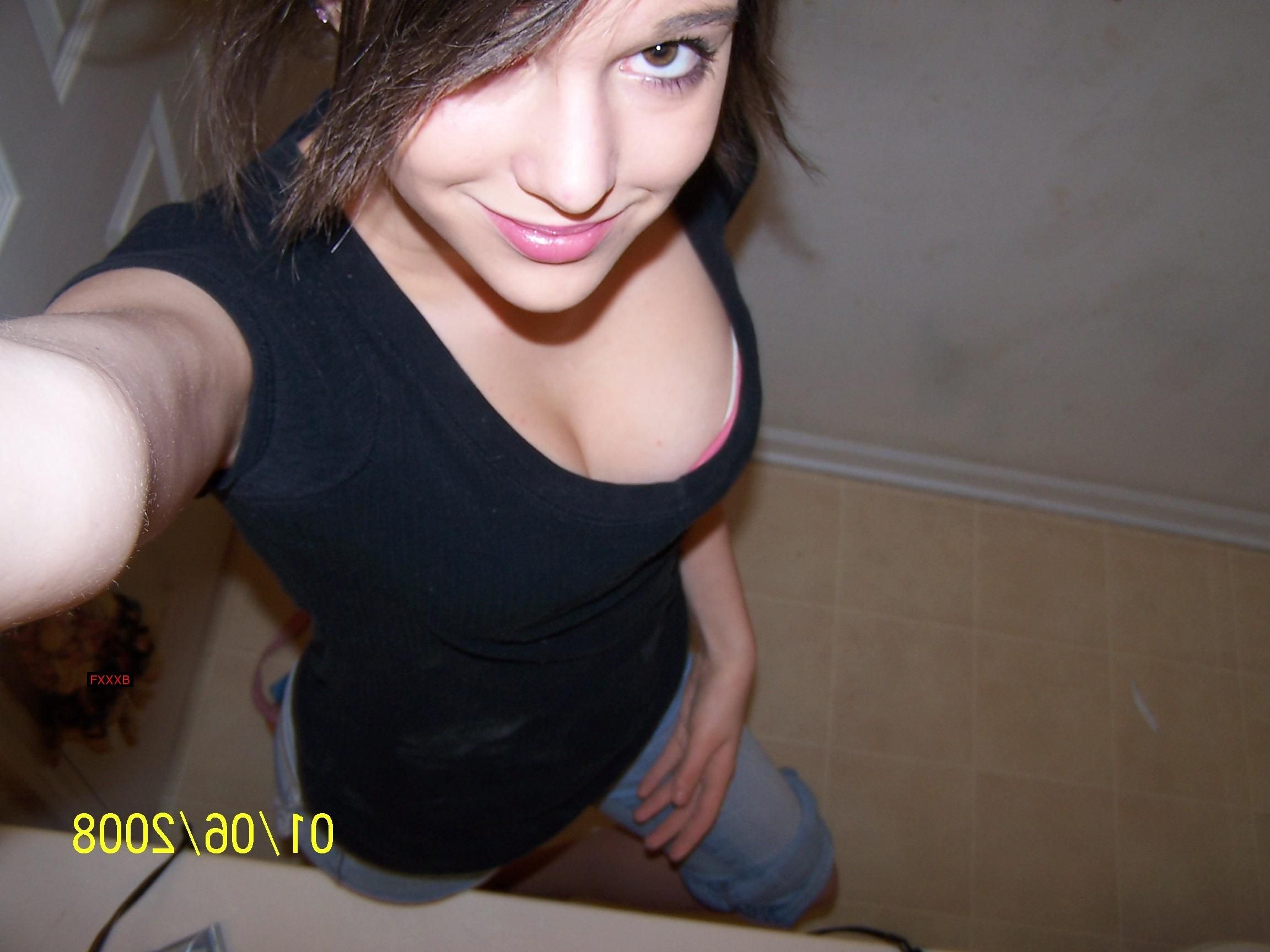 Fxxxb Amateur Teen Brunette Girlfriend - Image Gallery #169346