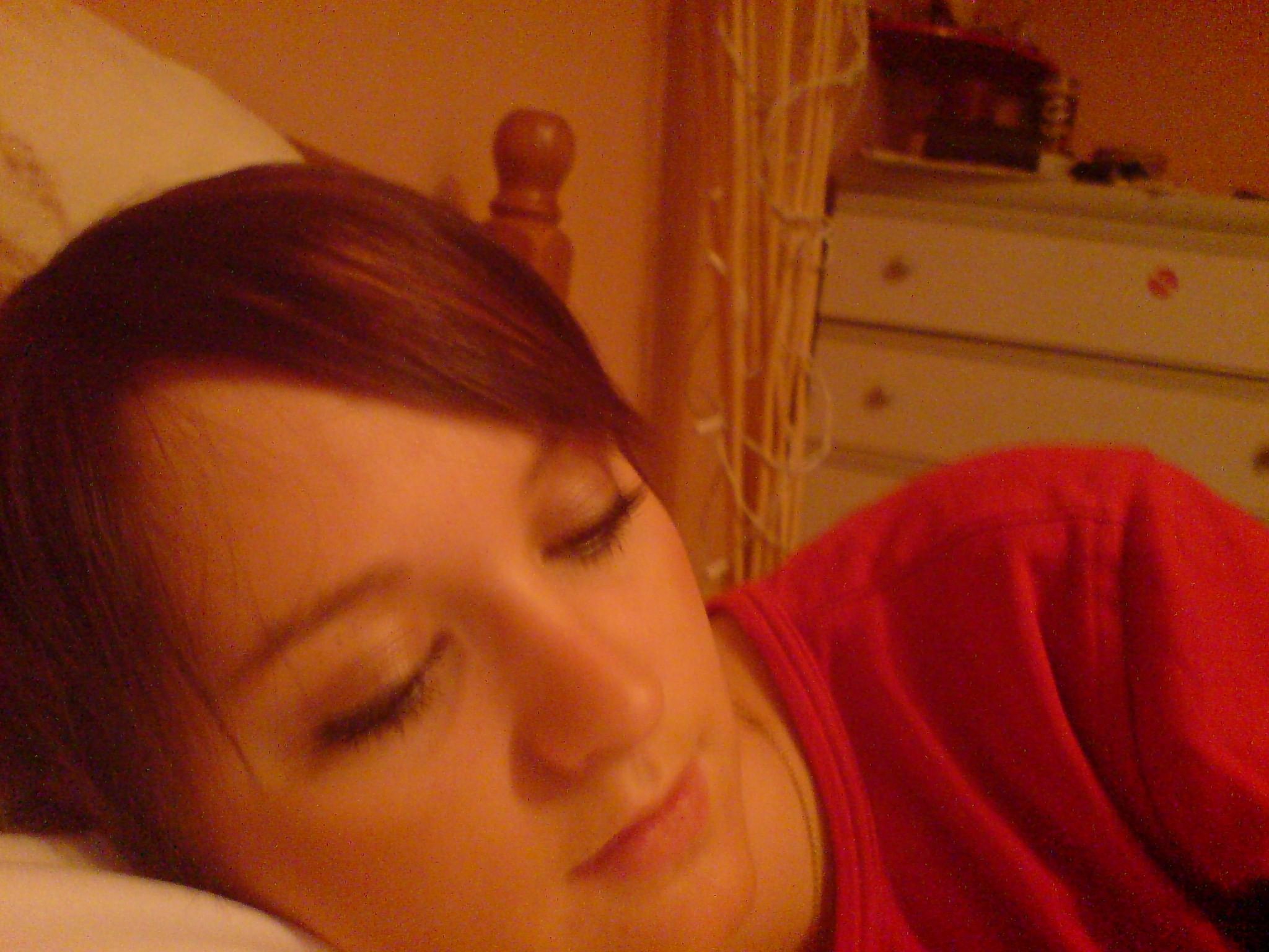 Amateur Girlfriend with Nice Feet Wearing Stockings Giving Blowjob